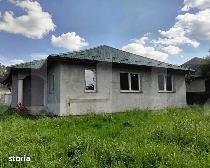 Casă cu 4 camere cu Teren 1057 Mp în Central