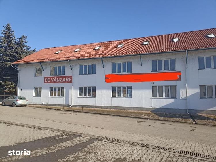 Spațiu comercial, de 1,110 mp, în Central