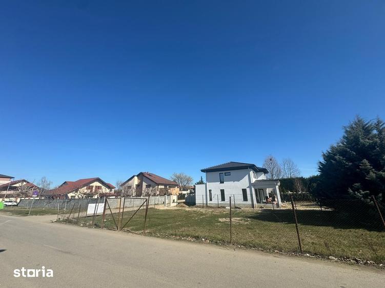 Teren de 500 mp, în Soarelui