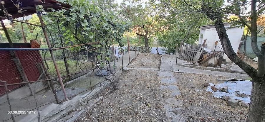 Casă cu Teren 340 Mp în Central