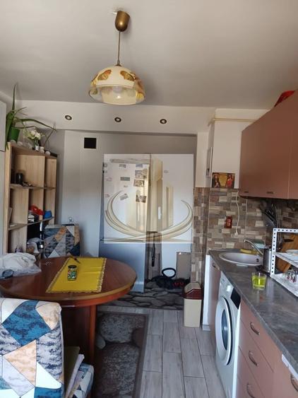 Apartament cu 2 camere decomandat, mobilat în Lipovei