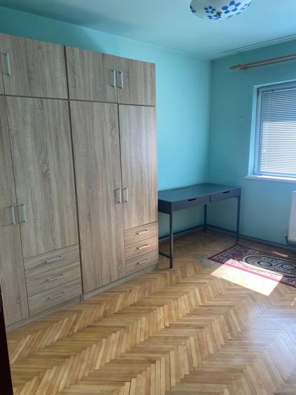 Apartament cu 3 camere mobilat si utilat, zona semicentrala - 4