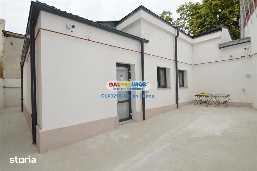 Casă cu 5 camere cu Teren 150 Mp în Centrul Civic