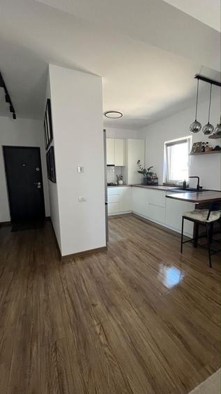 Apartament cu 3 camere decomandat în Moșnița Nouă