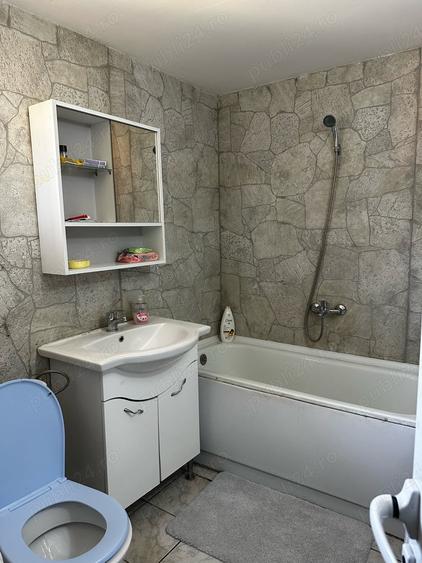 Casă cu 2 camere cu Teren 5000 Mp în Filipești