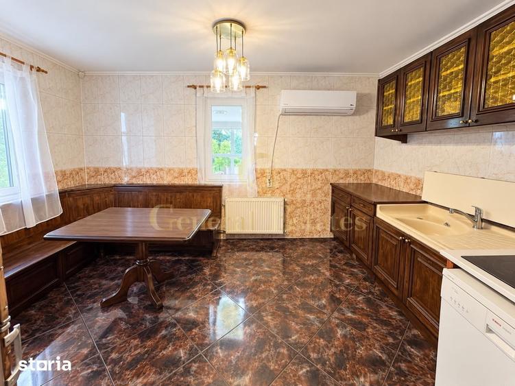 Casă cu Teren 432 Mp în Astra