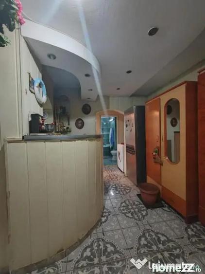 Apartament cu 2 camere decomandat în Mihai Bravu