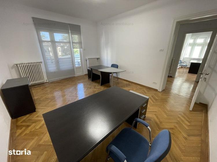 Casă cu Teren 100 Mp în Eminescu