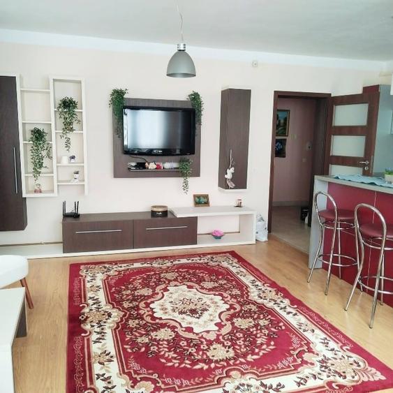 Apartament cu 2 camere decomandat, mobilat în Florești