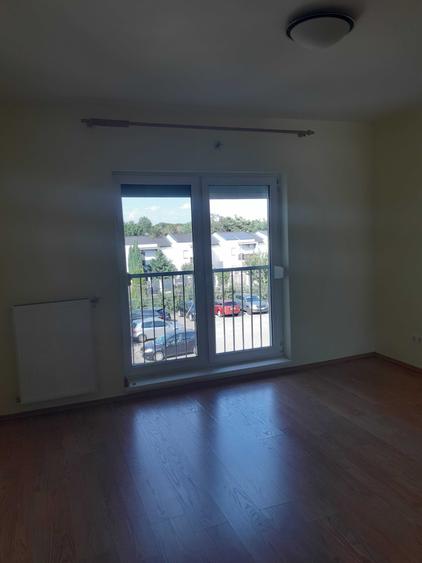 Apartament cu 2 camere semidecomandat în Subcetate