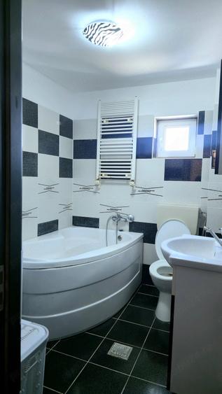 Apartament cu 2 camere semidecomandat în Măgurele