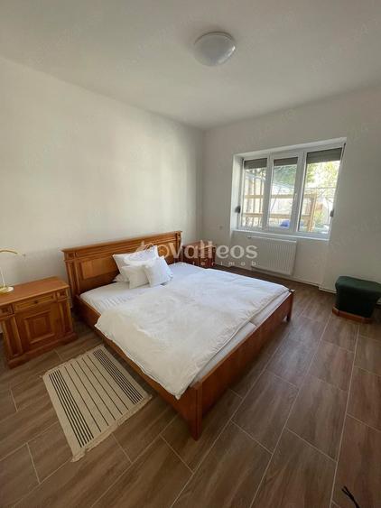 Casă cu 3 camere cu Teren 347 Mp în Central