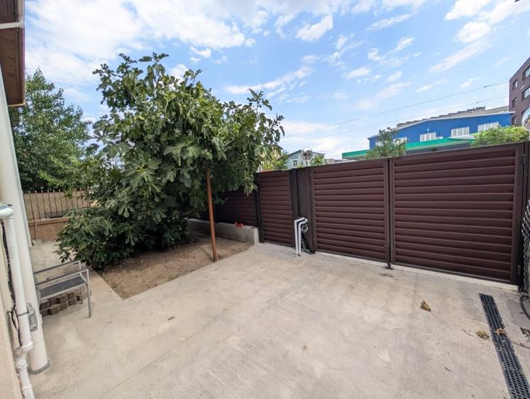 Apartament cu 5 camere decomandat în Floreasca