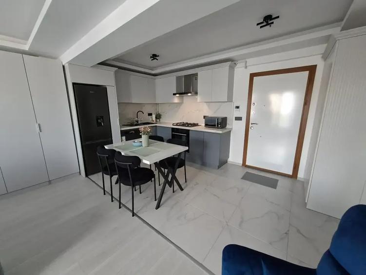 Apartament cu 2 camere decomandat, mobilat în Theodor Pallady