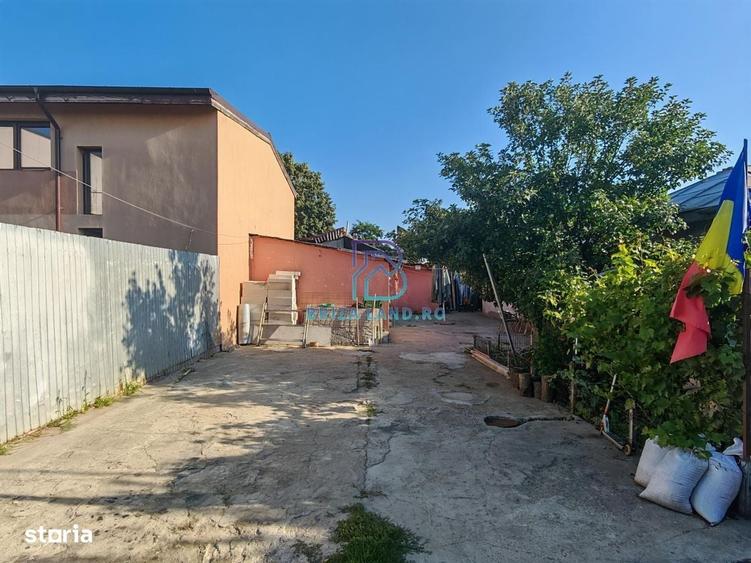 Casă cu 3 camere decomandat în 16 Februarie