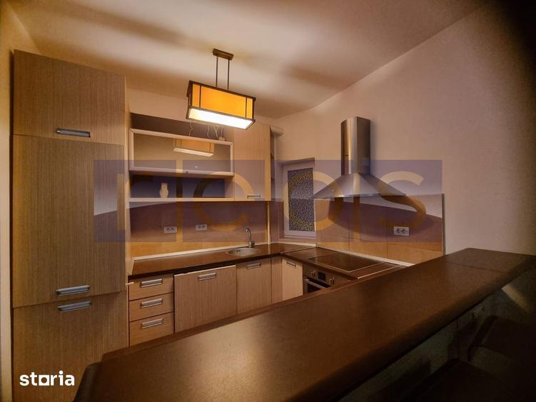 Apartament cu 3 camere decomandat în Vitan