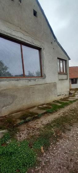 Casă cu 4 camere în Zăbrani