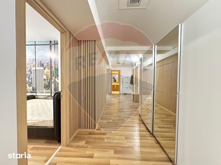 Apartament cu 3 camere, mobilat în Văcăresti