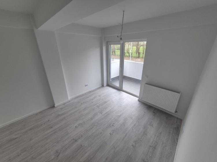 Apartament cu 2 camere decomandat în Semicentral