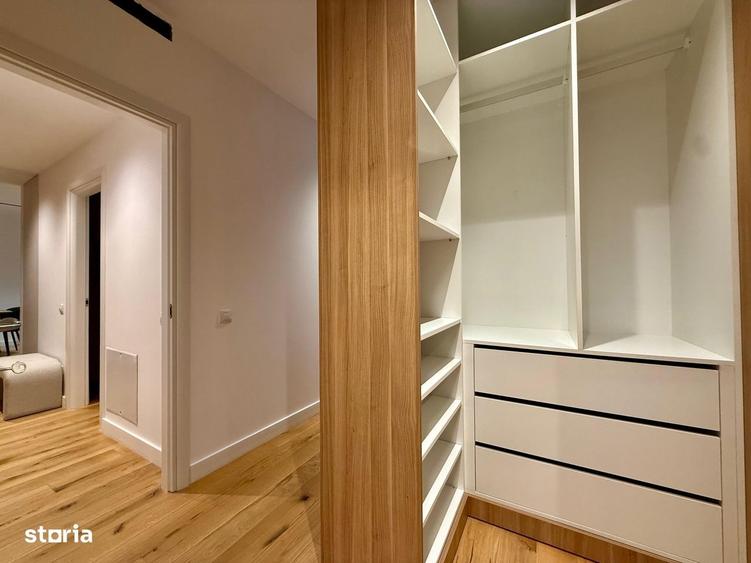 Apartament cu 3 camere, mobilat în Central