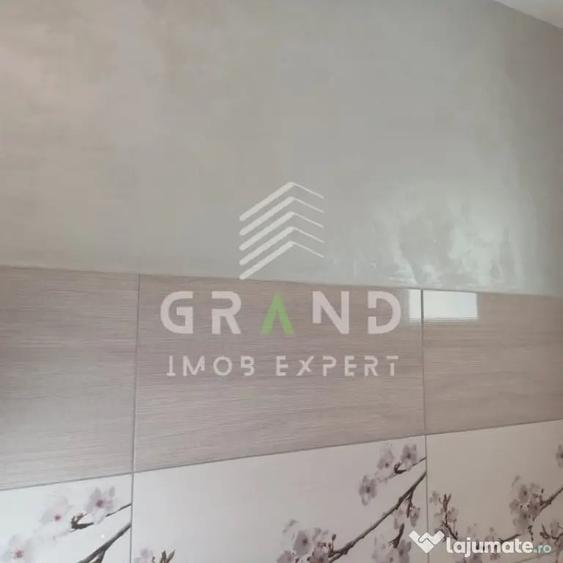 Apartament cu 2 camere decomandat în Est