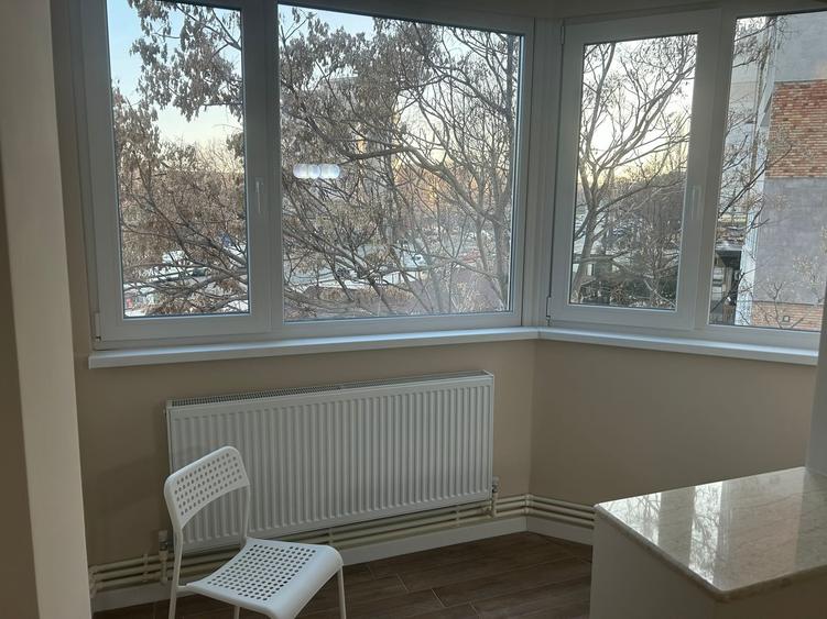 Apartament cu 2 camere decomandat în City Park Mall