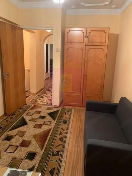 Apartament cu 3 camere decomandat în Colentina