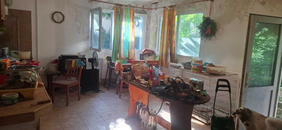 Casă cu 4 camere în Lilieci