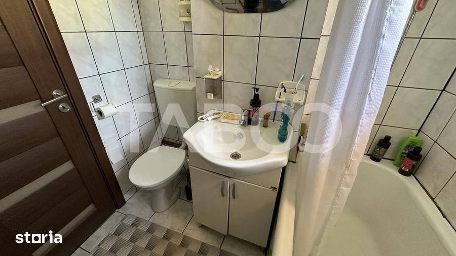 Apartament in bloc cu lift 4 camere 2 bai pivnita Mihai Viteazul Sibiu - 1