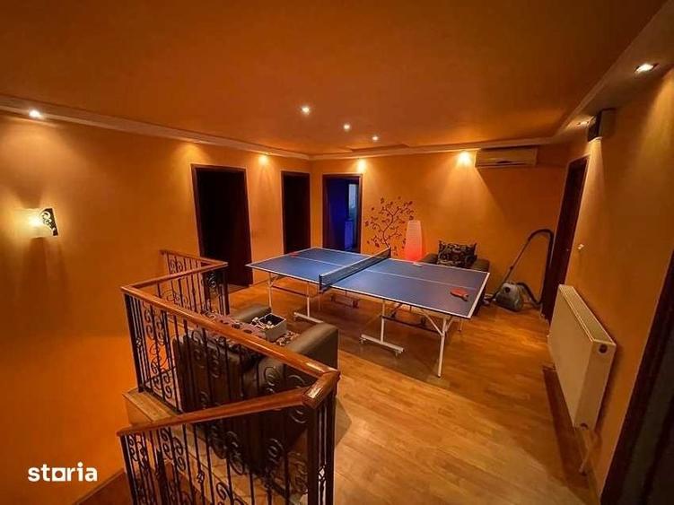 Casă cu 4 camere cu Teren 250 Mp în Central