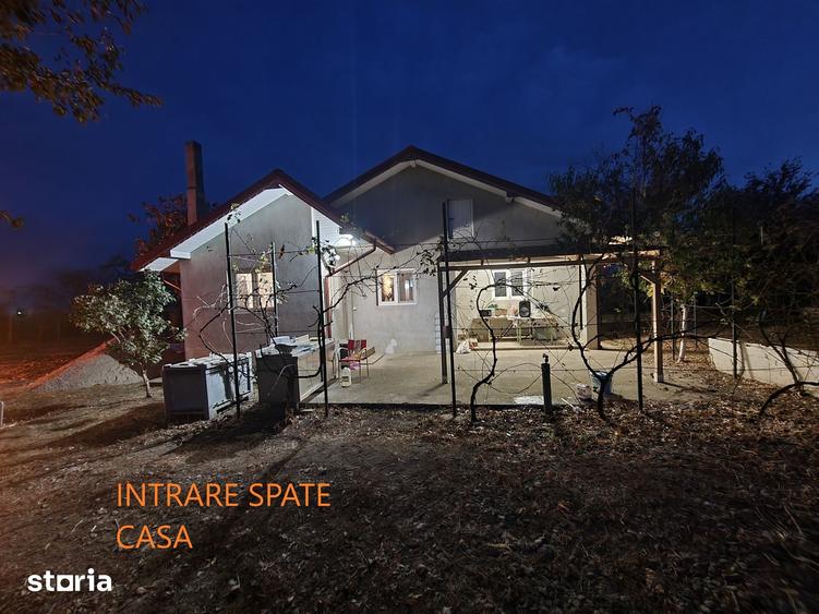 Casă cu 4 camere cu Teren 1300 Mp în Scutelnici