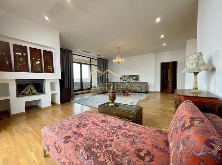 Apartament cu 4 camere, mobilat în Pipera