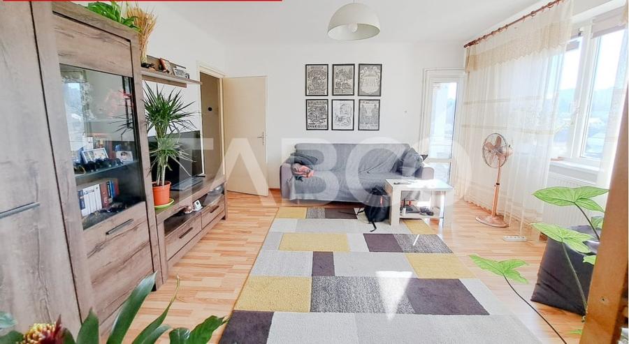 Apartament cu 2 camere semidecomandat, mobilat în Plopilor