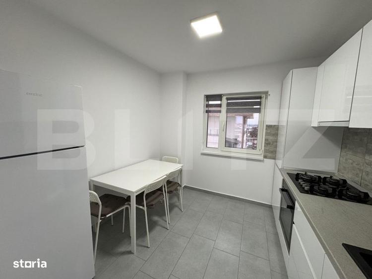 Apartament cu 2 camere decomandat în 1 Mai