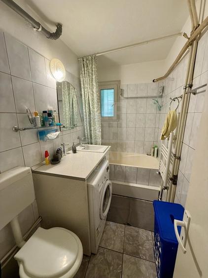 Apartament cu 3 camere decomandat în Brazda lui Novac