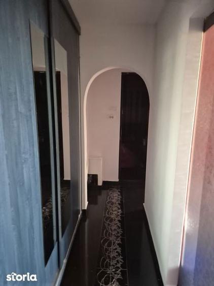 Inchiriez apartament 2 camere - 1