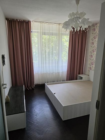 Apartament cu 2 camere semidecomandat în Brazda lui Novac