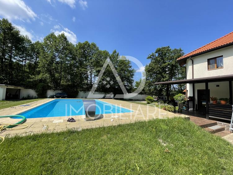 Casă individuală cu 6 camere cu Garaj în Exterior Nord