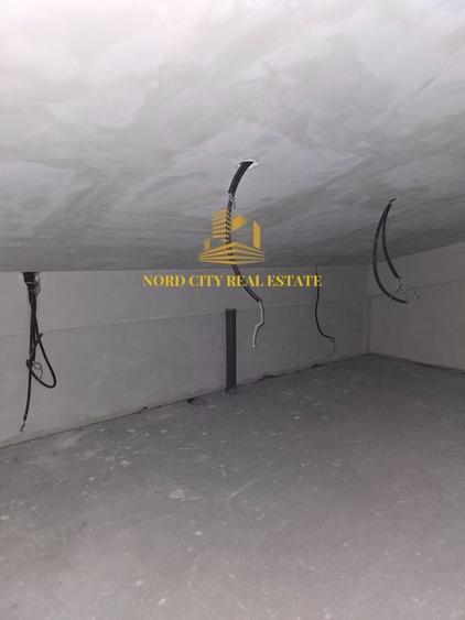Apartament cu 3 camere decomandat în Băneasa