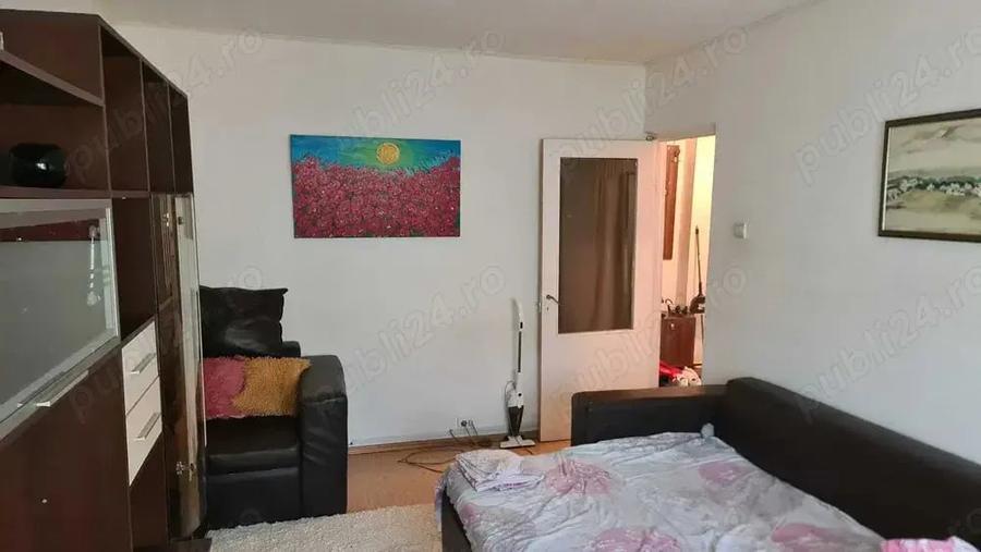 Apartament cu 2 camere decomandat în Galata
