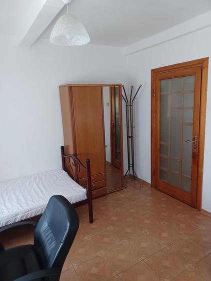 Apartament semidecomandat în Copou