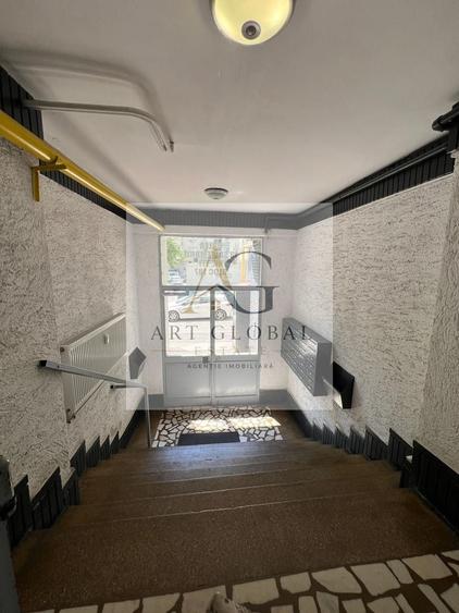 Apartament cu 2 camere semidecomandat, mobilat în 13 Septembrie
