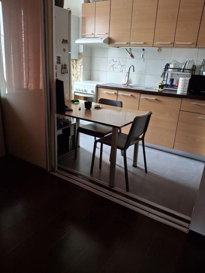Apartament cu 2 camere nedecomandat în Central