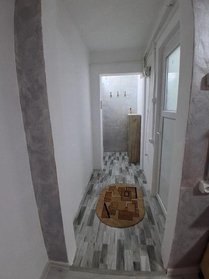 Apartament cu 2 camere semidecomandat în Micro 14