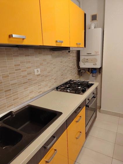 Apartament cu 2 camere decomandat în Aradului