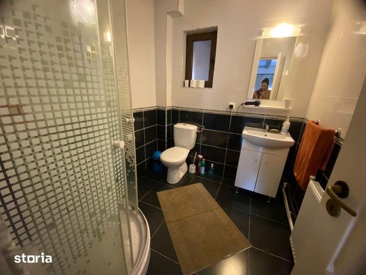 Casă cu 4 camere cu Teren 184 Mp în Central