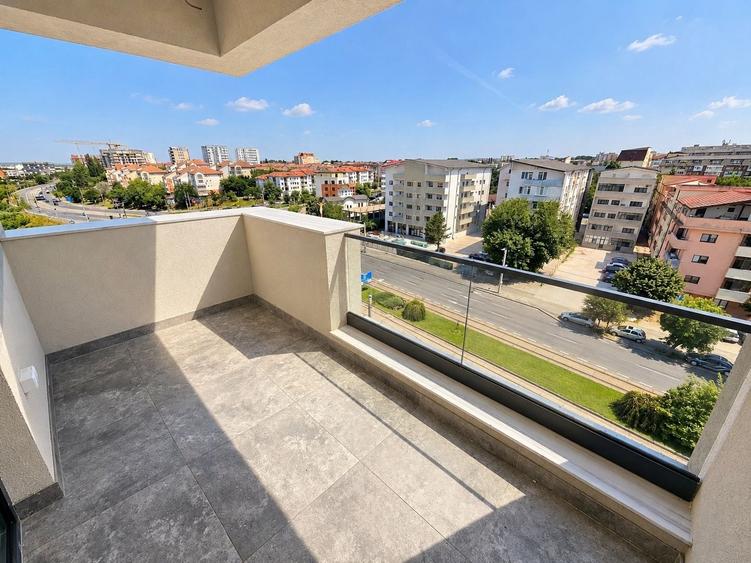 Apartament cu 3 camere în Calea Severinului