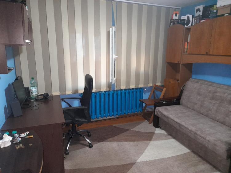 Apartament cu 2 camere decomandat, mobilat în Cug