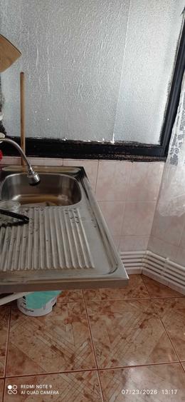 Apartament cu 2 camere decomandat în Far