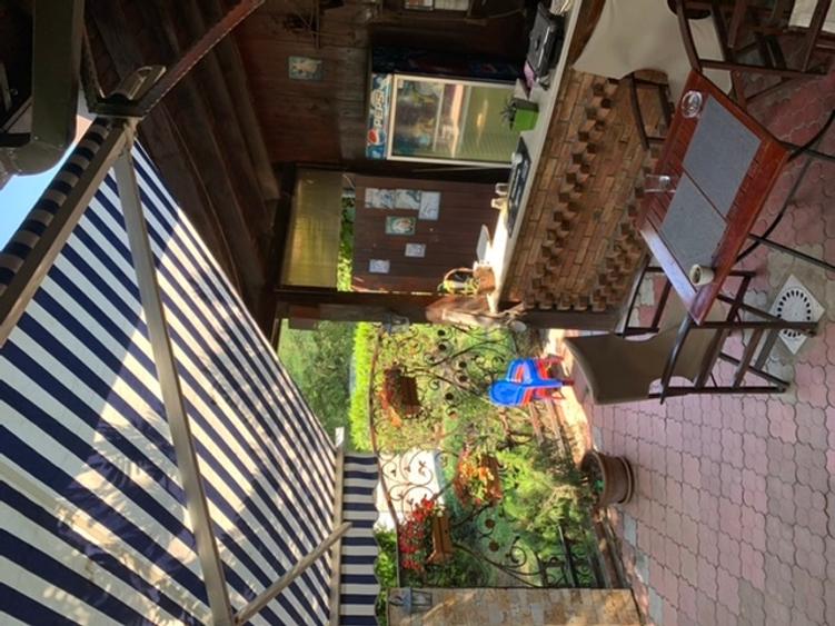 Casă cu 17 camere cu Teren 300 Mp în Central